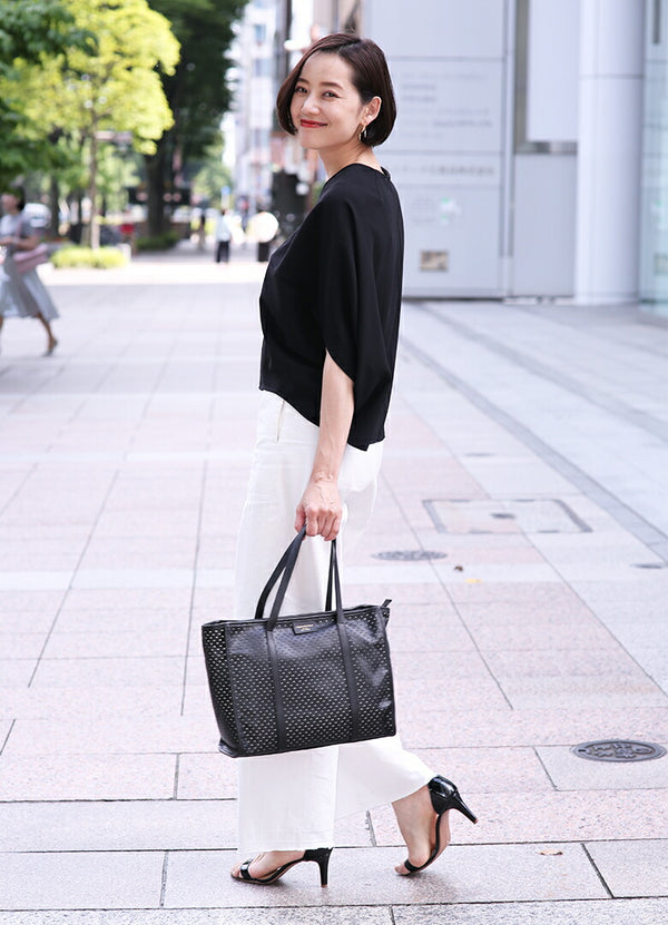CHRISTIAN VILLA トートバッグ
