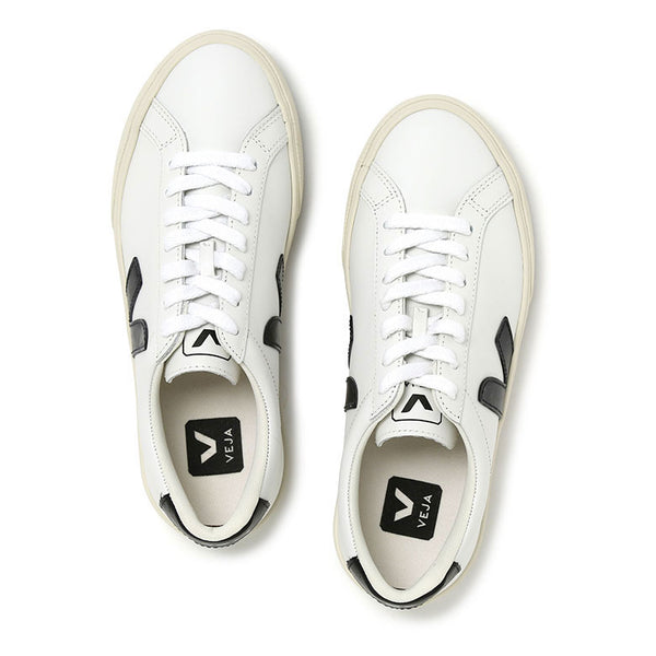 VEJA スニーカー レザー エスプラー 【返品送料無料】