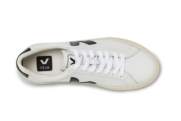 VEJA スニーカー レザー エスプラー 【返品送料無料】